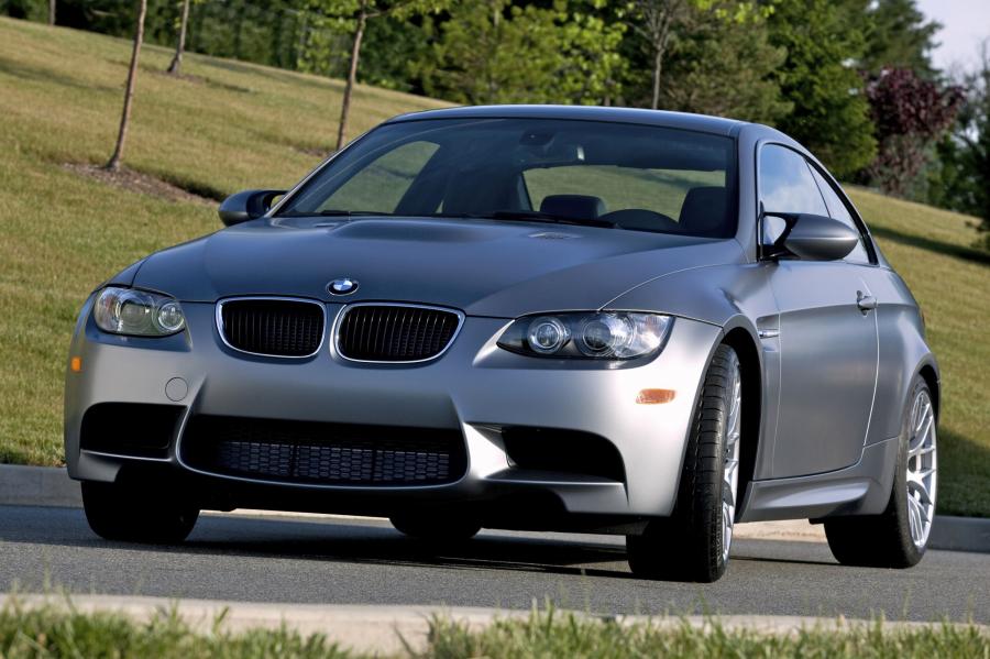  BMW M3 Frozen Gray Coupe 2011 года  (фото 15 из 21)